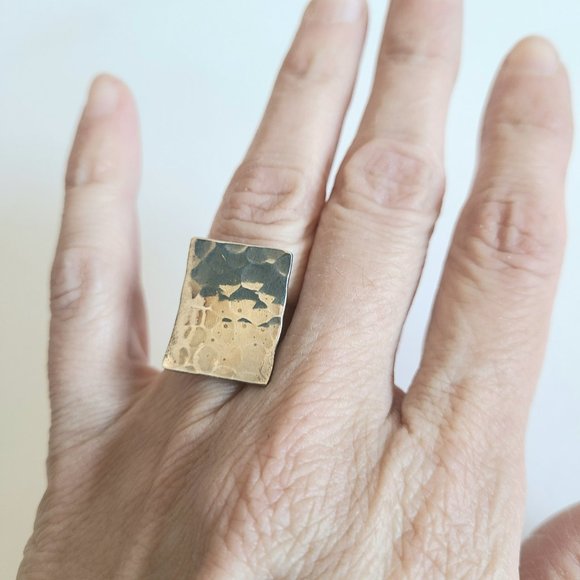 Contemporary design rectangular sterling silver ring. - Picture 1 of 6